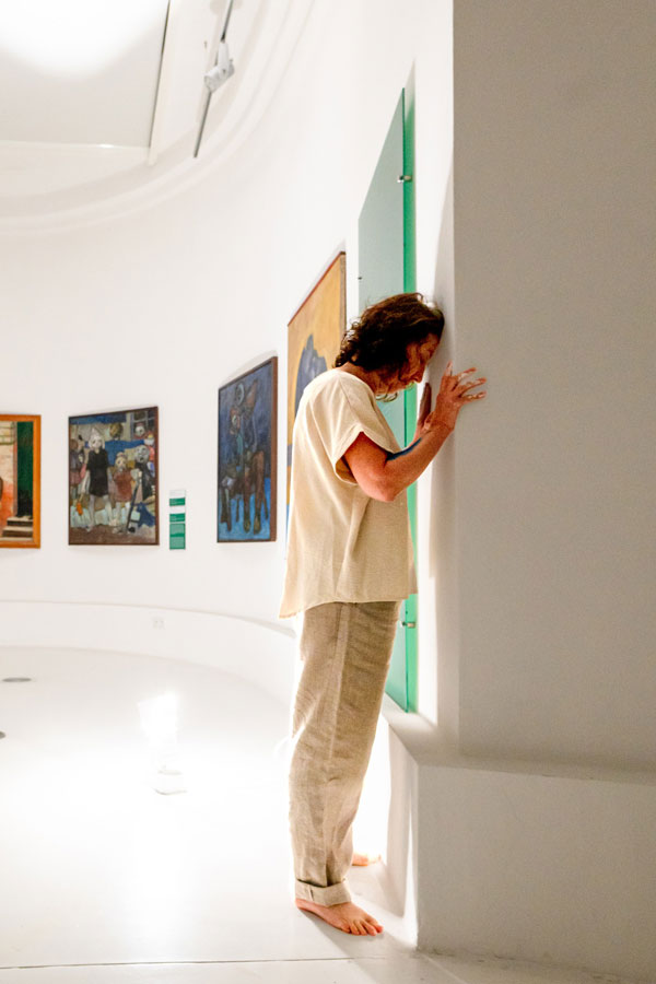 Teatr Czterech na zakończenie wystawy „Waldemar Cwenarski. Czułość. Powroty i poszukiwania”