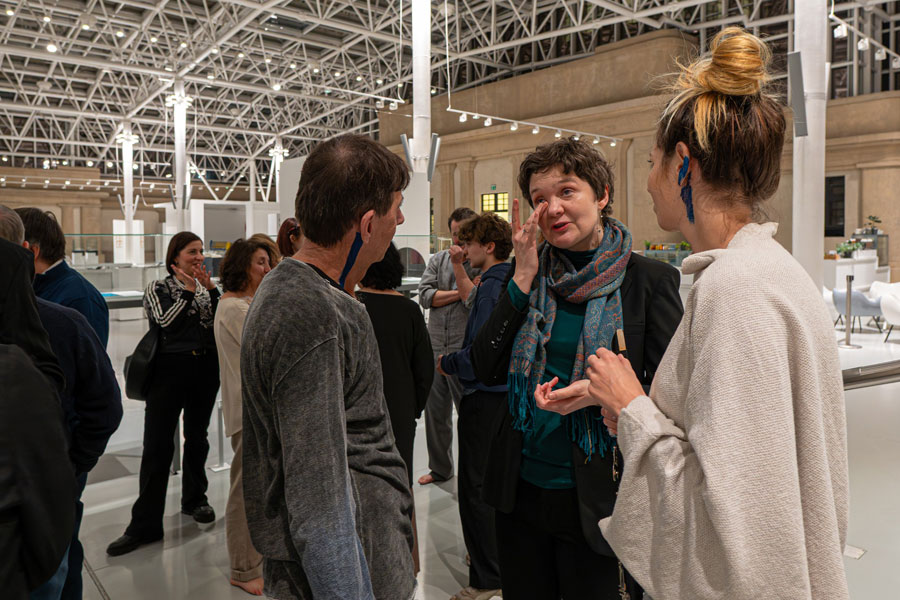 Teatr Czterech na zakończenie wystawy „Waldemar Cwenarski. Czułość. Powroty i poszukiwania”
