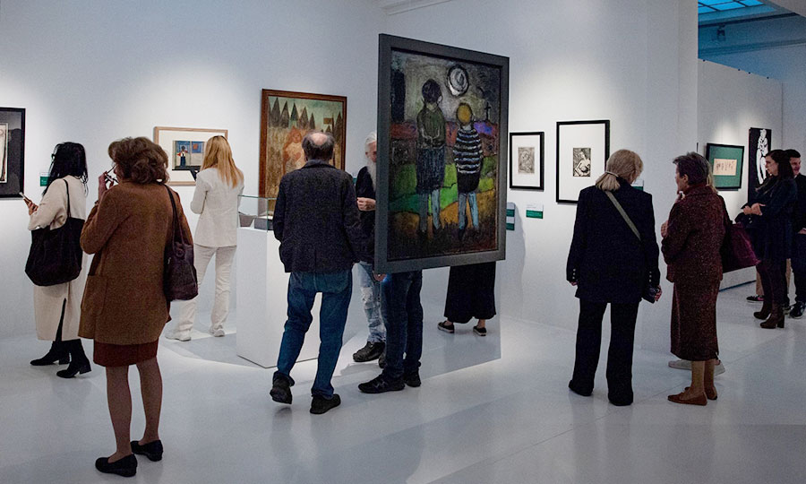 Spotkanie na wystawie Cwenarskiego w Pawilonie