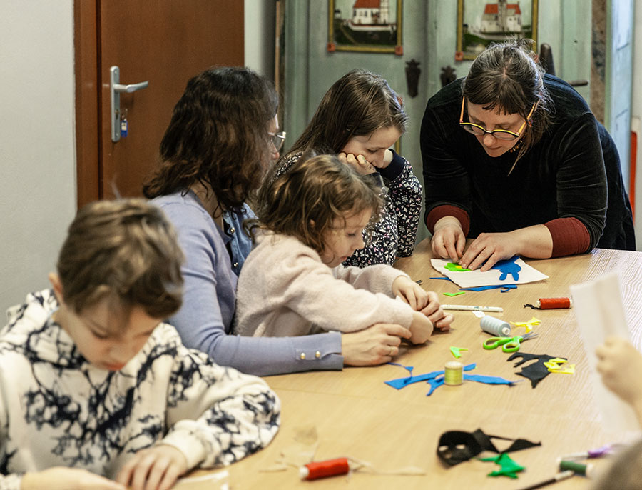 Ferie 2026 w Muzeum Etnograficznym, warsztaty „Aplikacja z królikiem”