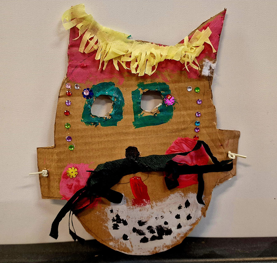 Warsztaty tworzenia ludowych masek karnawałowych w Muzeum Etnograficznym