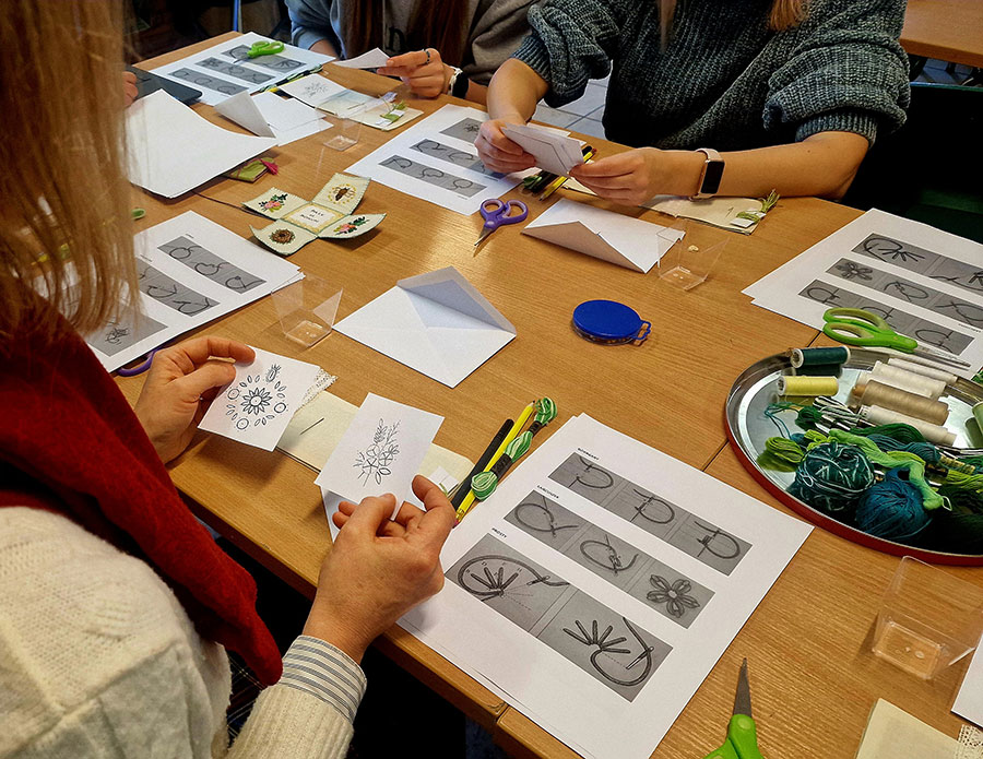 W ogródku św. Franciszka – warsztaty hafciarskie