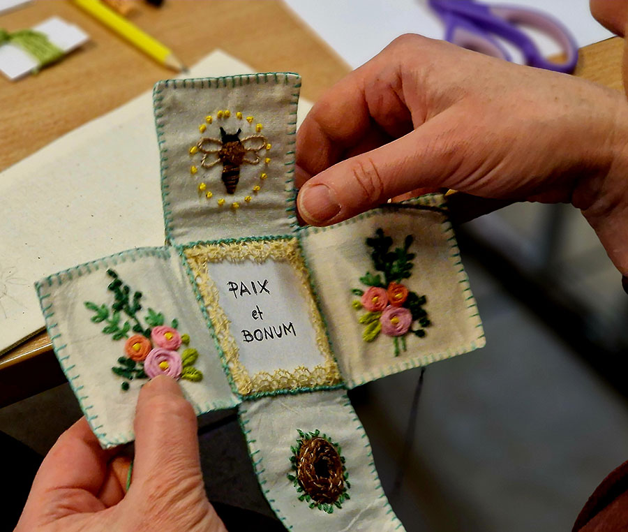 W ogródku św. Franciszka – warsztaty hafciarskie