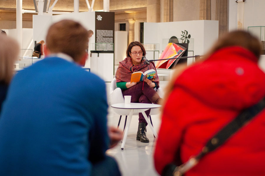 Maraton czytelniczy z Teatrem Czterech na zakończenie Ogólnopolskiego Przeglądu Sztuki Książki w Pawilonie Czterech Kopuł