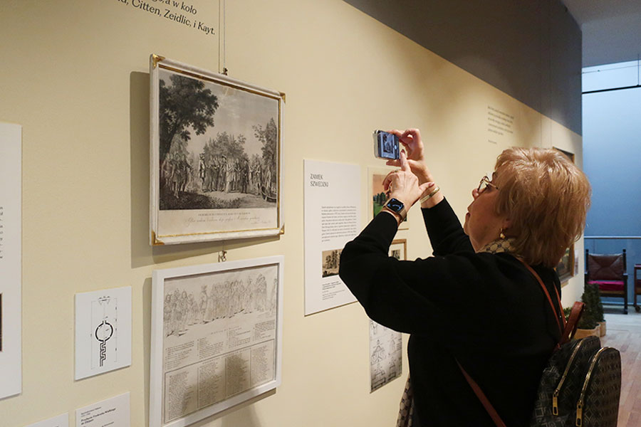 Wyjazd do Opola dla Stowarzyszenia Przyjaciół Muzeum – zwiedzanie wystawy czasowej Pokój Wirtembergów
