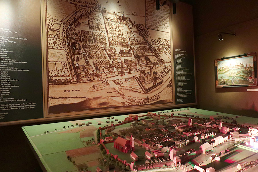 Wyjazd do Opola dla Stowarzyszenia Przyjaciół Muzeum – zwiedzanie wystawy stałej z historią Opola