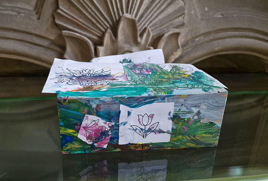 Malowana etnoskrzyneczka marzeń