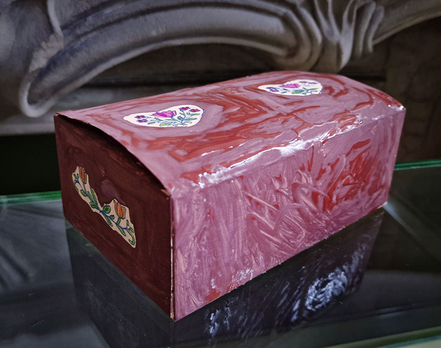 Malowana etnoskrzyneczka marzeń