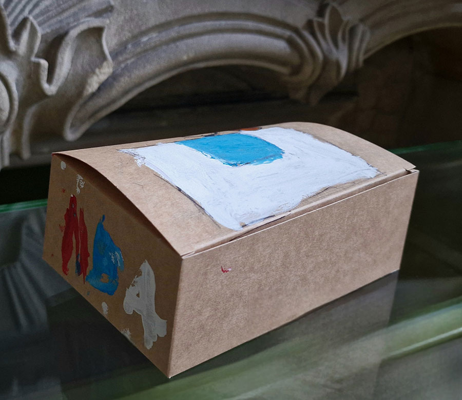 Malowana etnoskrzyneczka marzeń