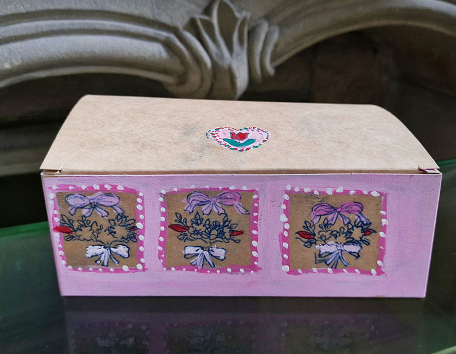 Malowana etnoskrzyneczka marzeń