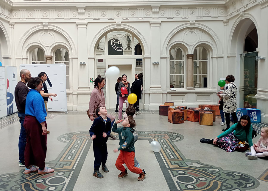 Warsztaty „Wiosenne spotkanie z pszczółką Mają”