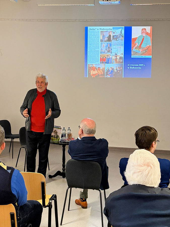 Spotkanie z redaktorami pisma „Sudety” w ramach cyklu „Czwartki z Przyjaciółmi”