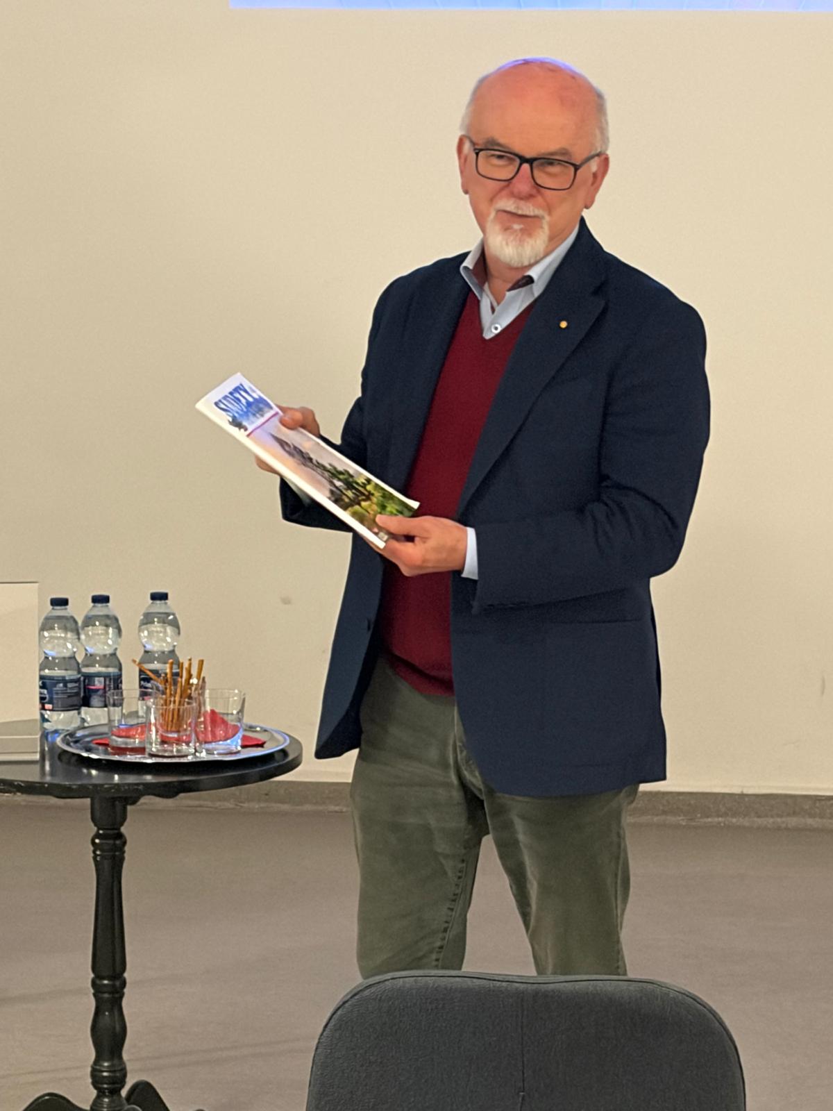 Spotkanie z redaktorami pisma „Sudety” w ramach cyklu „Czwartki z Przyjaciółmi”