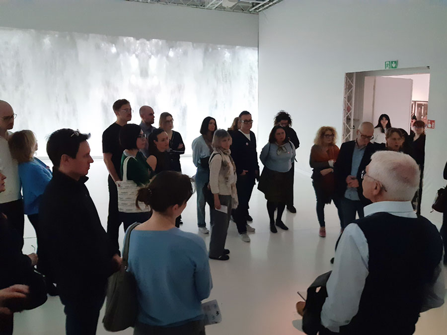 „Wschód słońca na Zachodzie” – fotorelacja z oprowadzania dla Stowarzyszenia Przyjaciół Muzeum