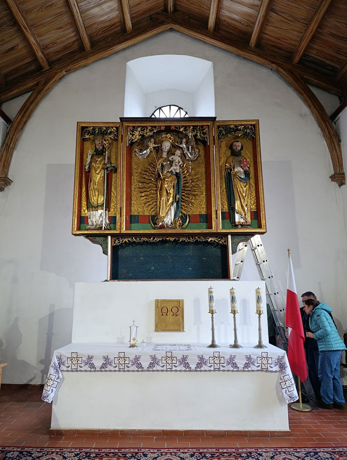 Przygotowania do wystawy „Stulecie” w Pawilonie Czterech Kopuł