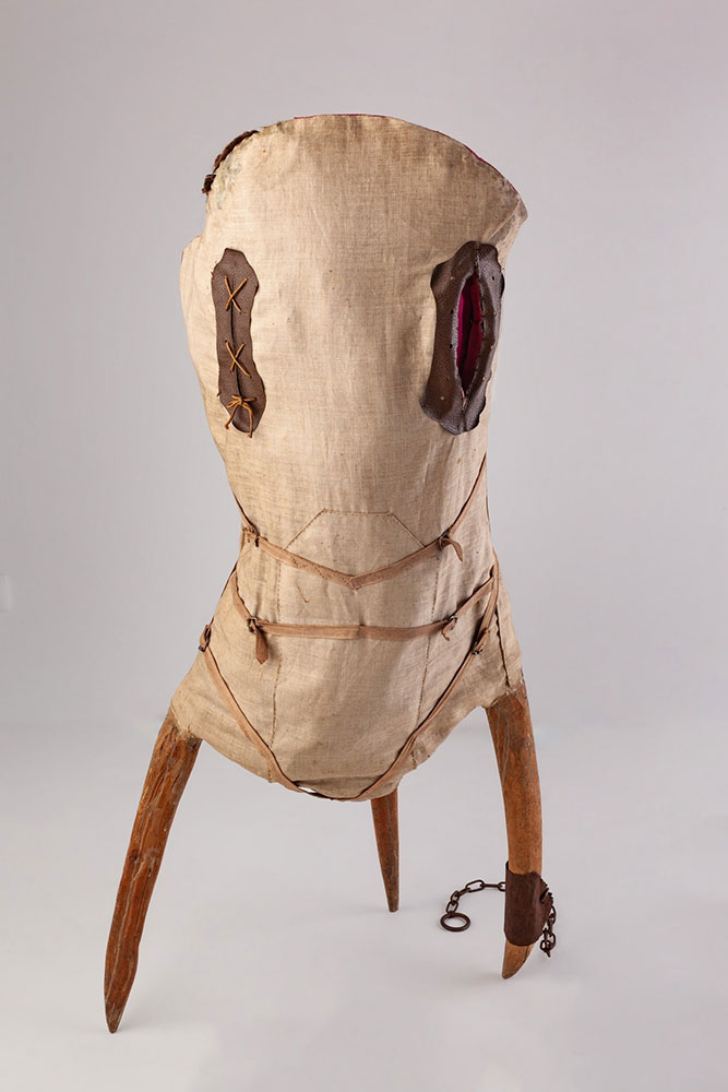 Maria Pinińska-Bereś w Kunstmuseum w Lucernie (jedna z wrocławskich prac)