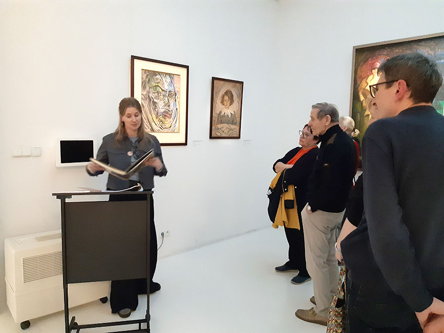 Fotorelacja ze spotkania Stowarzyszenia Przyjaciół Muzeum poświęconego portretom Witkacego w Pawilonie Czterech Kopuł