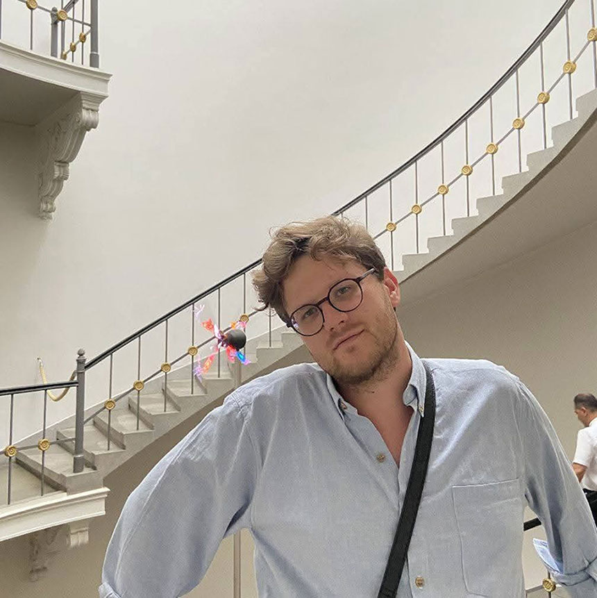 Dr Łukasz Żuchowski
