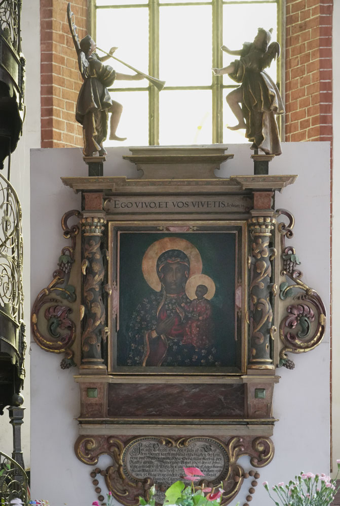 Ołtarz Matki Boskiej Częstochowskiej