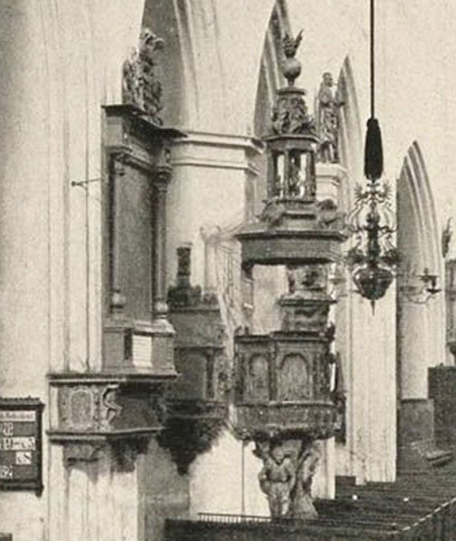 Widok wnętrza kościoła św. Marii Magdaleny ok. 1880