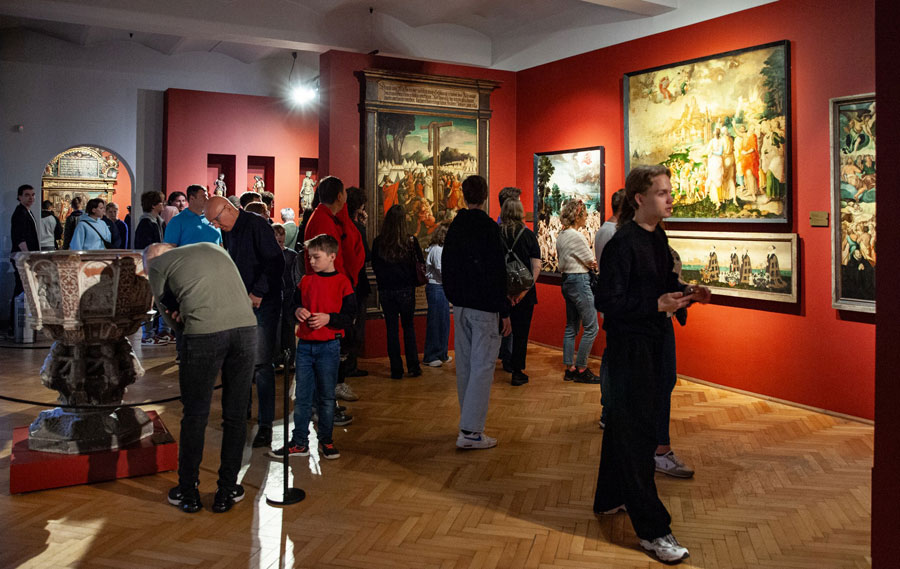 Fotorelacja z Nocy Muzeów – Gmach Główny Muzeum Narodowego
