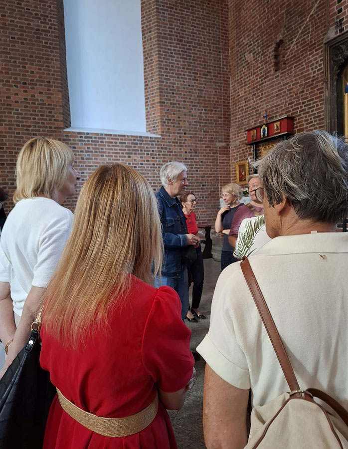 „Śladami Nowosielskiego we Wrocławiu” – fotorelacja z oprowadzania dla Stowarzyszenia Przyjaciół Muzeum Narodowego we Wrocławiu