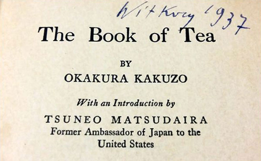 Publikacja The Book of Tea Okakury Kakuzō z dedykacją Adama Steinborna dla Stanisława Ignacego Witkiewicza
