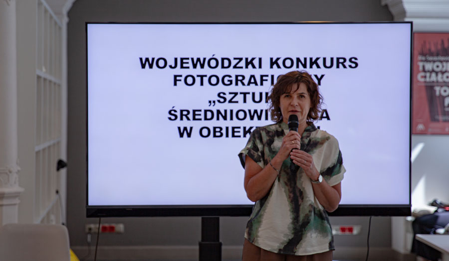 Laureaci konkursu fotograficznego „Sztuka średniowieczna w obiektywie”