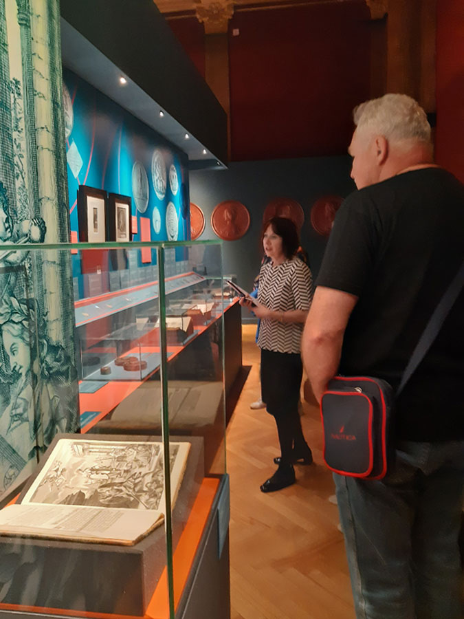 Oprowadzanie kuratorskie po wystawie „Medalierstwo z lat 1700–1799 w zbiorach Muzeum Narodowego we Wrocławiu”