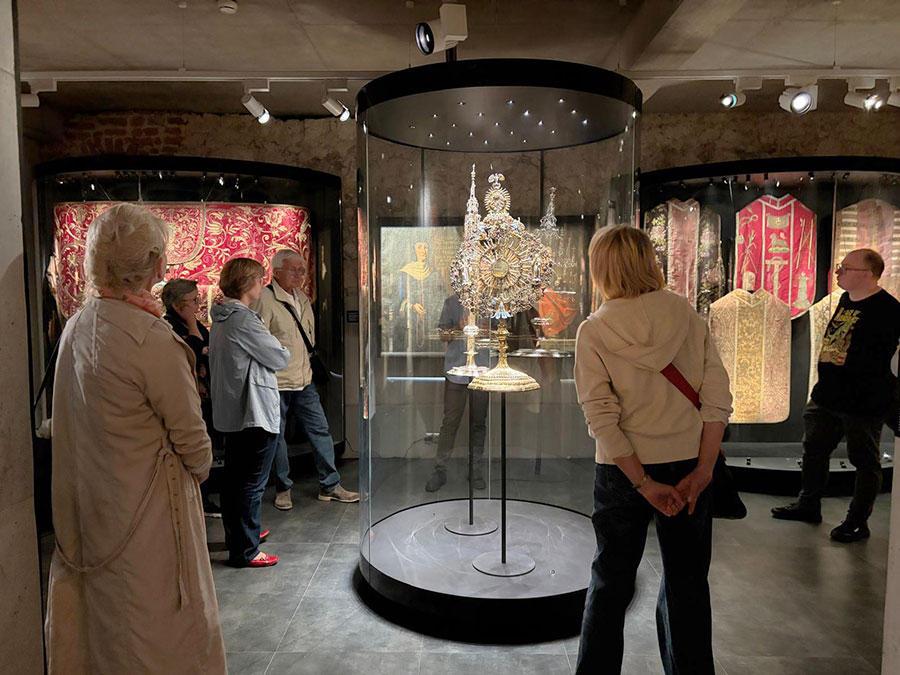 Fotorelacja z wycieczki do Krakowa dla Stowarzyszenia Przyjaciół Muzeum