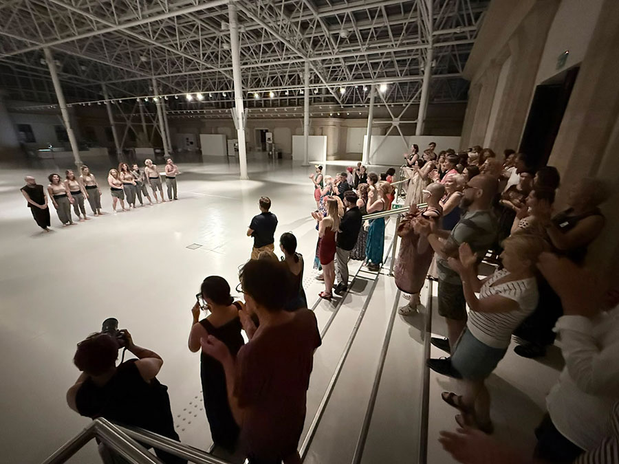 Występ Teatru Czterech „Nigdy nie wiadomo, czem kogo zadowolić można” w Pawilonie Czterech Kopuł