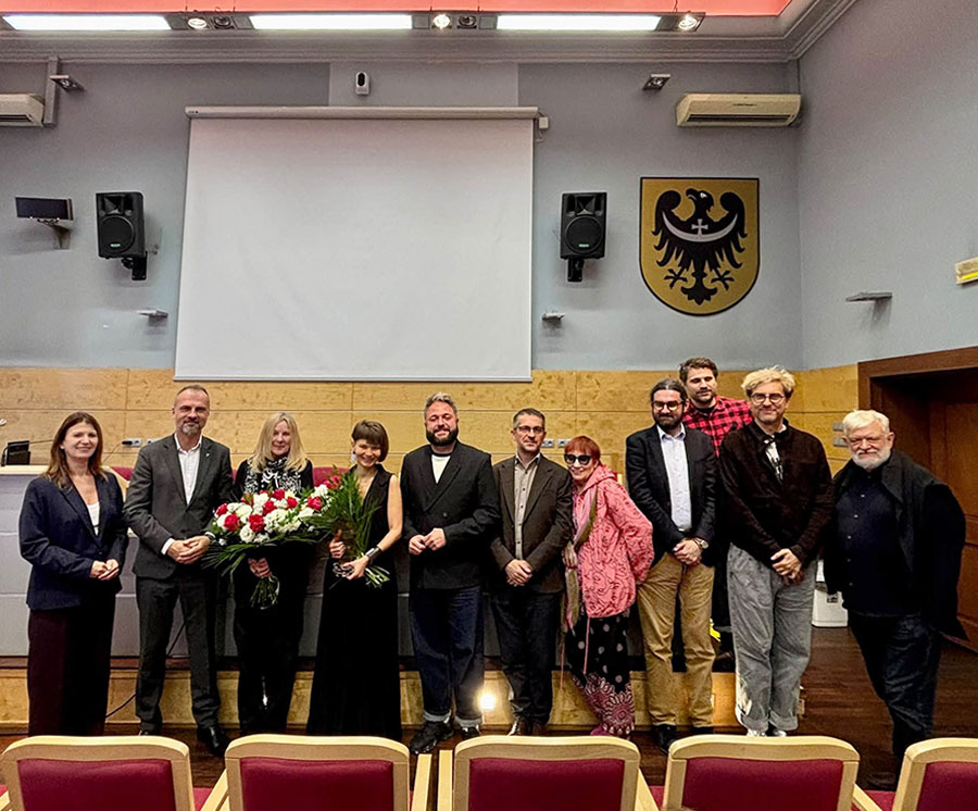 Nagroda Marszałka Województwa Dolnośląskiego dla Justyny Oleksy, twórczyni Teatru Czterech