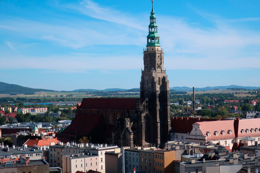 Wycieczka do Sobótki, Strzegomia i Świdnicy dla Stowarzyszenia Przyjaciół Muzeum Narodowego we Wrocławiu – Katedra w Świdnicy