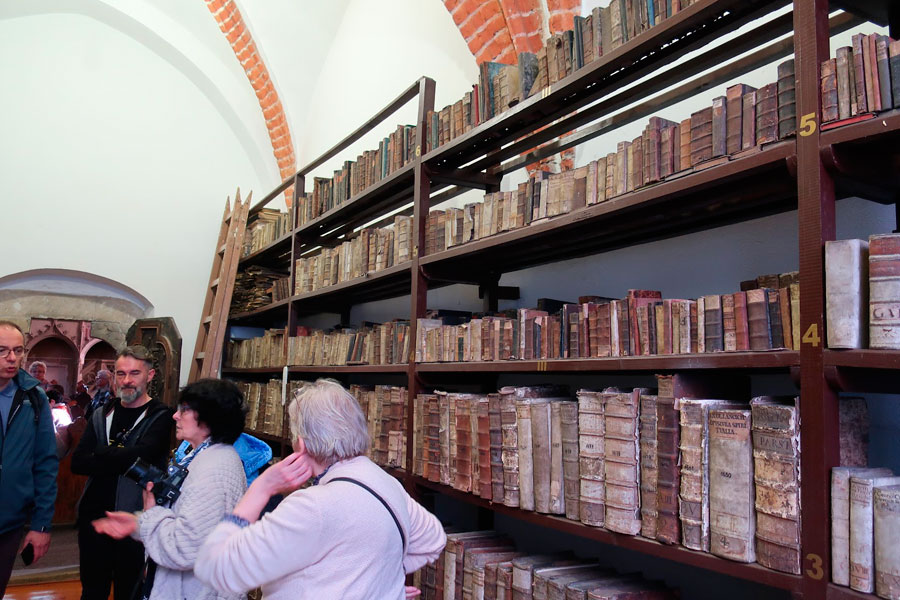 Wycieczka do Sobótki, Strzegomia i Świdnicy dla Stowarzyszenia Przyjaciół Muzeum Narodowego we Wrocławiu – katedra w Świdnicy