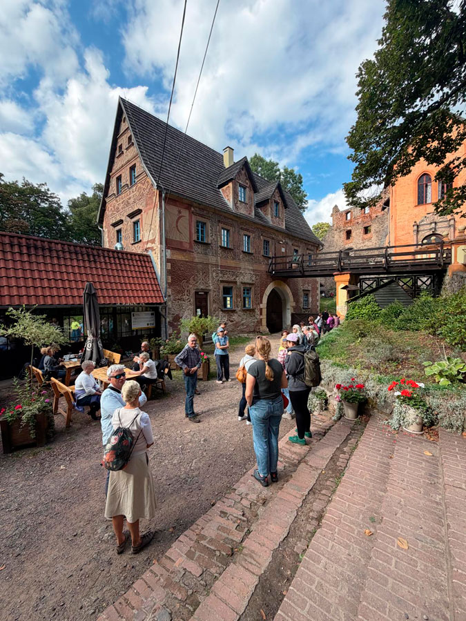 Fotorelacja z wycieczki do Zagórza Śląskiego dla Stowarzyszenia Przyjaciół Muzeum Narodowego we Wrocławiu