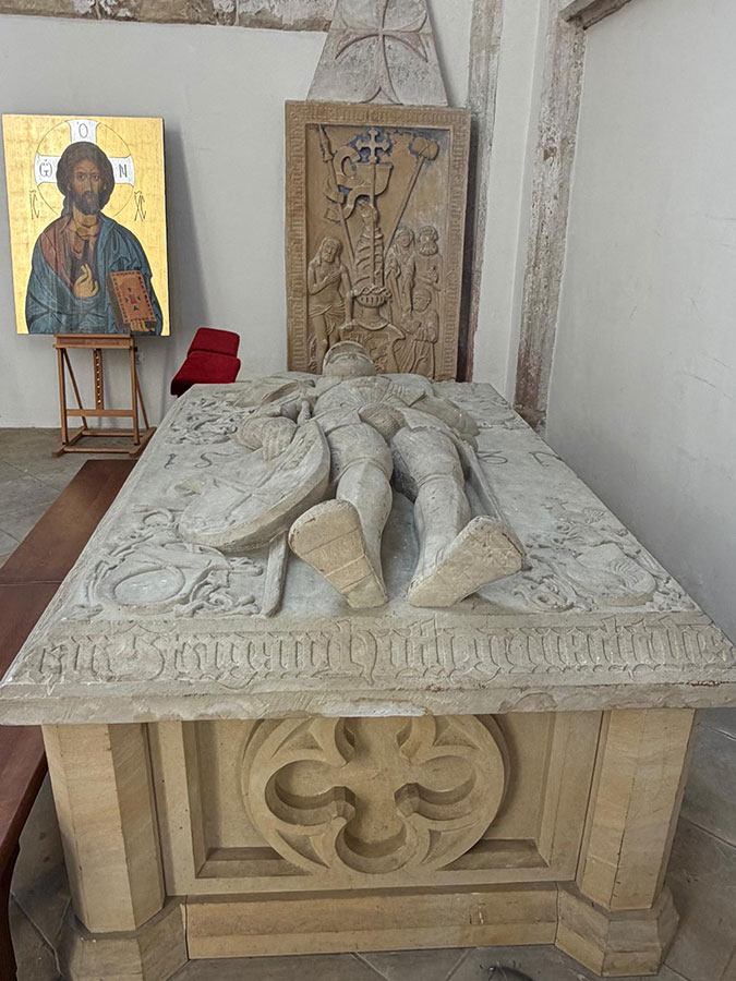 Wycieczka do Sobótki, Strzegomia i Świdnicy dla Stowarzyszenia Przyjaciół Muzeum Narodowego we Wrocławiu – bazylika w Strzegomiu
