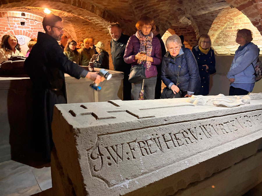 Fotorelacja z oprowadzania w kościele pw. Trójcy Przenajświętszej we Wrocławiu dla Stowarzyszenia Przyjaciół Muzeum Narodowego we Wrocławiu