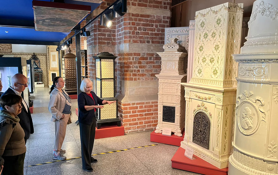 Fotorelacja z oprowadzania kuratorskiego w Muzeum Architektury dla Stowarzyszenia Przyjaciół Muzeum Narodowego we Wrocławiu